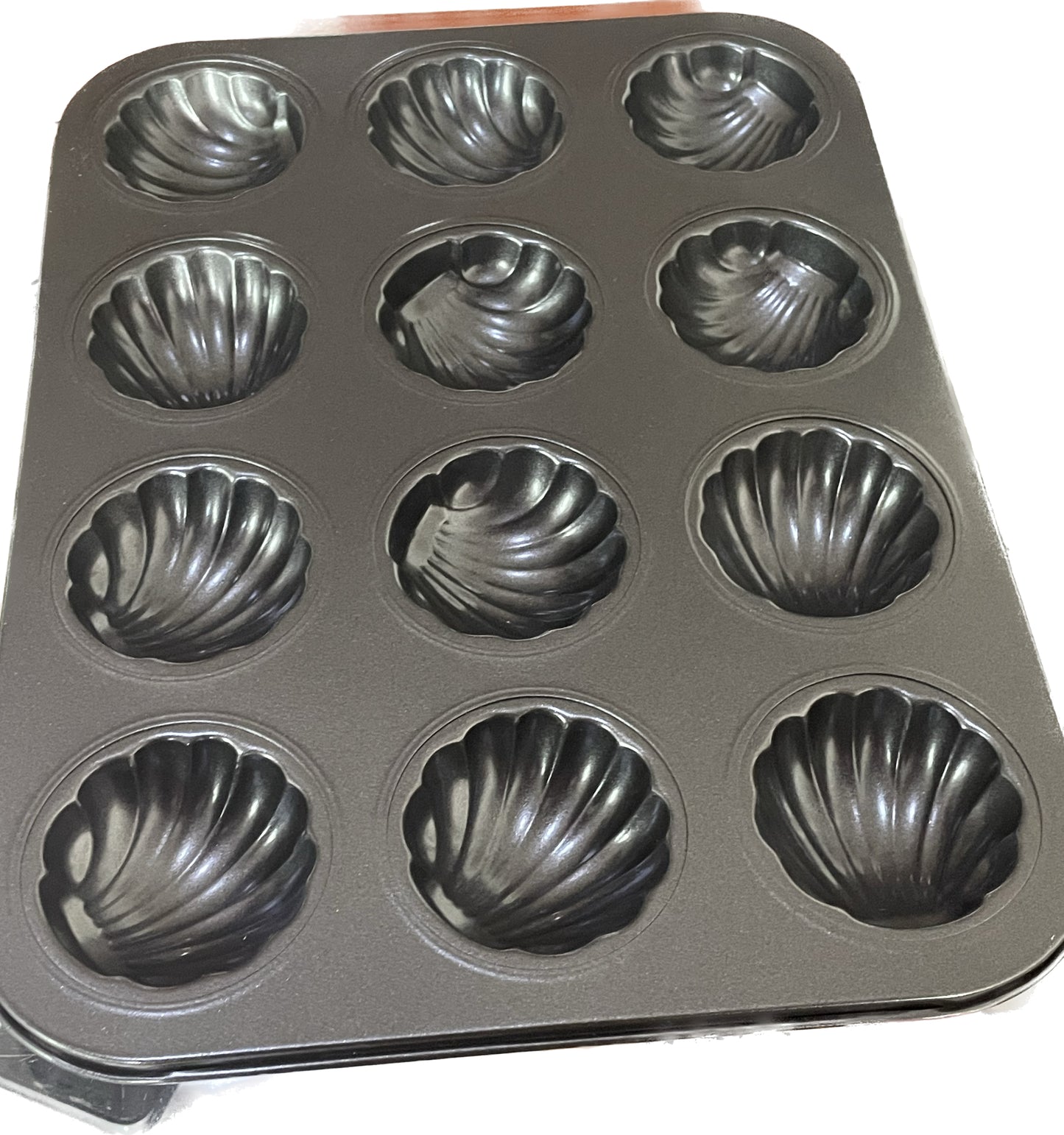 MOULE MUFFIN DESSIN 12